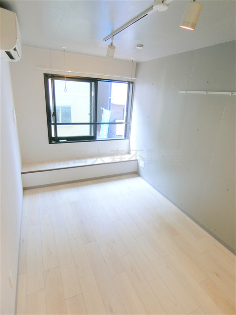 I SOLEA UNOKIの居間・リビング