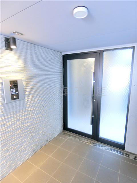 I SOLEA UNOKIのエントランス|オートロック付きエントランス