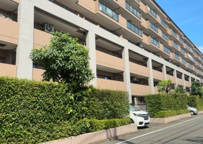 【現況写真】 | クリオ相模原伍番館 | 景色重視でお家選ぶをするとスーパーが遠い！学校が遠い！など生活をするうえで利便性で困ることもあります。まず一度現地を見学する際に、周辺の施設などがあるかを確認し、暮らし始めた後のことを想像しましょう。