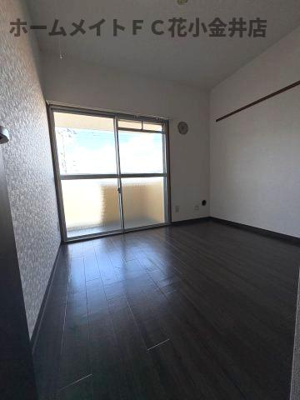 【居間・リビング】 | ガーデンハイツ滝山B棟