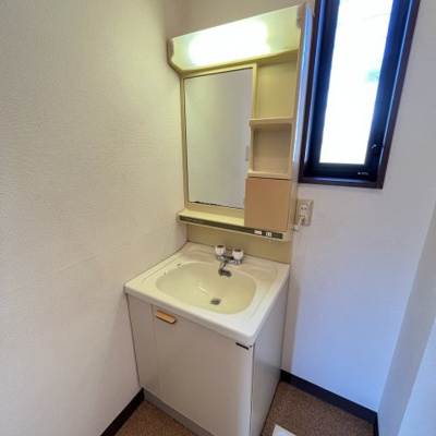 【洗面所】 | p-space