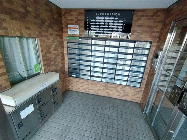 【設備】 | ライオンズマンション坂戸 | 留守でも安心の宅配ボックス