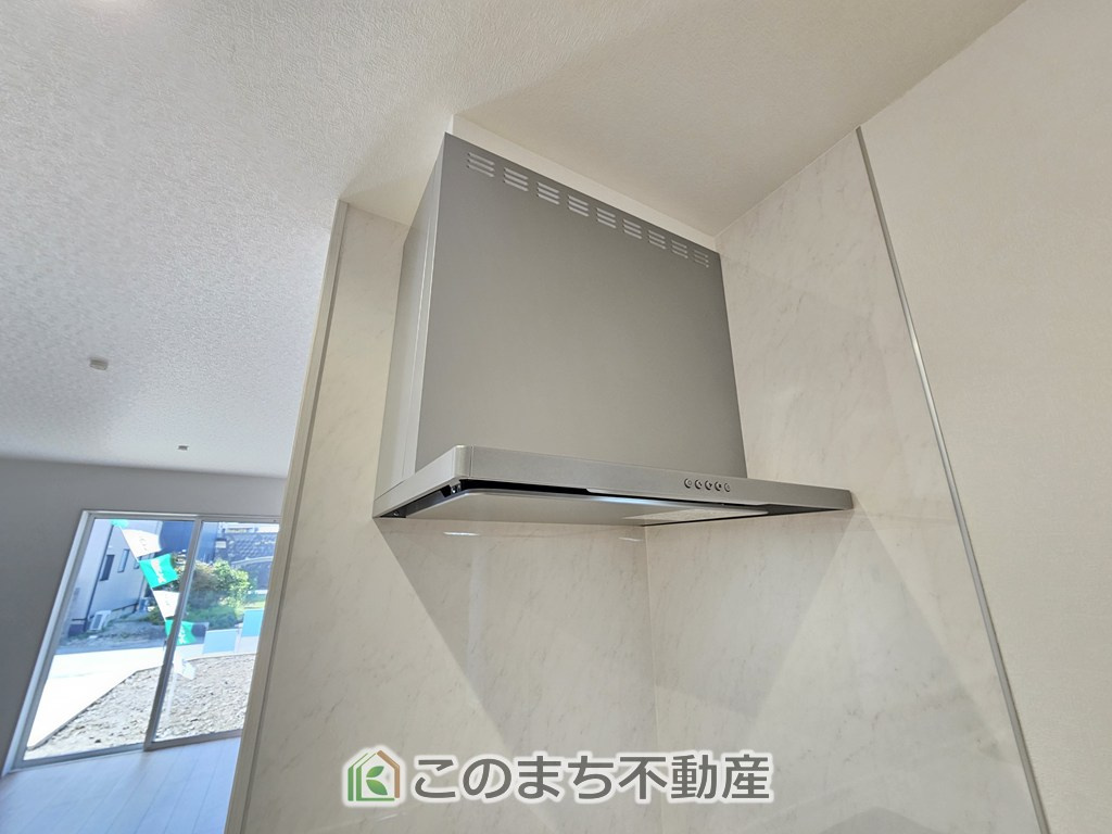 いろどりアイタウン栃木市平柳町3丁目22-P2のキッチン|お料理の匂いもスッキリ♪シンプルデザインで掃除も簡単‼