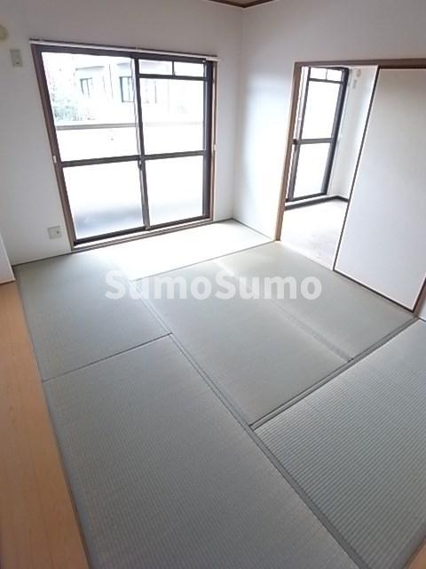 グリュックミリオンベルのその他|い草の香りが落ち着く素敵な和室です