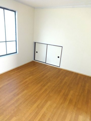 【居間・リビング】 | 西井ビル | ※バランス釜故障中につき使用不可（修理・交換の予定はなし）