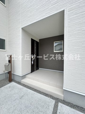 【エントランス】 | 静岡市清水区折戸1丁目 新築一戸建て 2号棟 | エントランスです