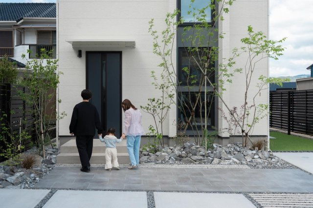 鴨部　新築戸建　7号地　（全11区画）の玄関