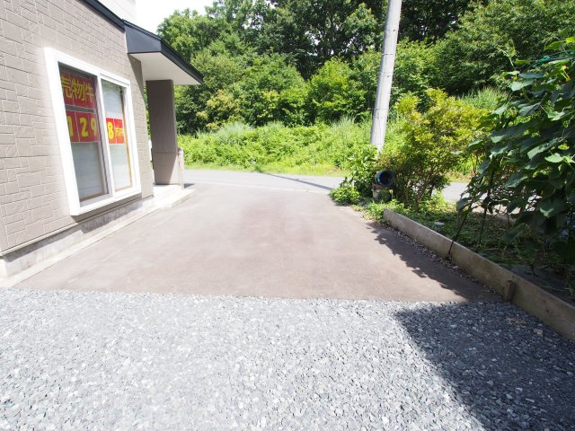 【駐車場】 | 中古戸建　米沢市東一丁目 | ★内覧予約でブランド米2kg★