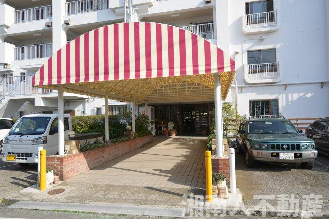 鵠沼ニューマンションのエントランス|毎日通るエントランスはこのようになっています