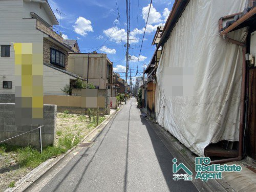 上京区三条殿町 新築戸建の前面道路含む現地写真