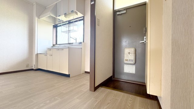 シティハイムエステートＣの玄関