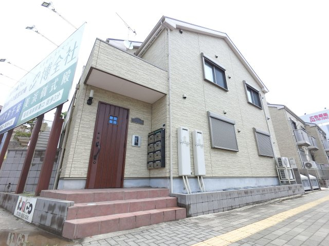 プラチナパレスの外観