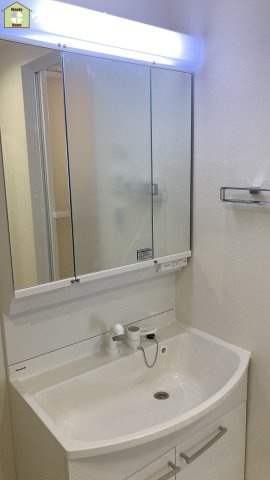 エクセルせんげん台　中古マンションの独立洗面台