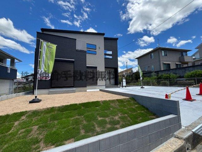 【外観】 | 神戸市西区桜が丘西町1丁目　新築戸建　仲介手数料無料！ | 落ち着いた雰囲気の外観です