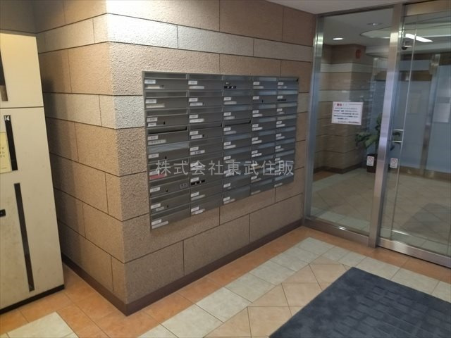 【設備】 | ロイヤルステージ南古谷 | 集合ポスト