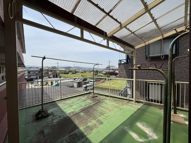 レディースマンションプリンセスのバルコニー|共同洗濯干し場