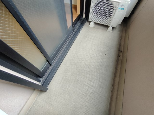 青木ビルのバルコニー