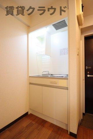 グレイス青山のキッチン|コンパクトなキッチンで掃除もラクラク