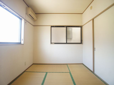 【和室】 | アレストクマクラＢ | お部屋がスッキリ！充実収納付きです♪