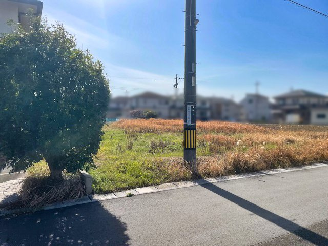 鈴鹿市野町中1丁目の前面道路含む現地写真