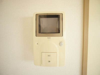 【セキュリティ】 | アレストクマクラＡ | 訪問者の確認ができるTVドアホン付きです♪