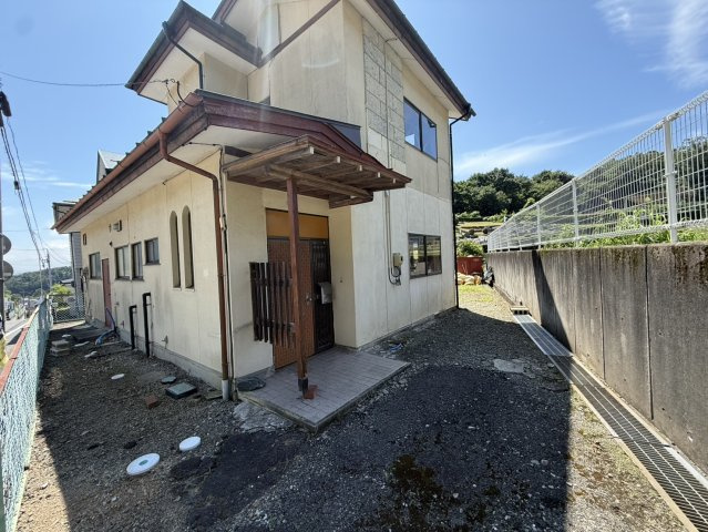 白河市菅生舘戸建の駐車場