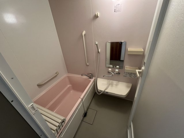 白河市菅生舘戸建の浴室
