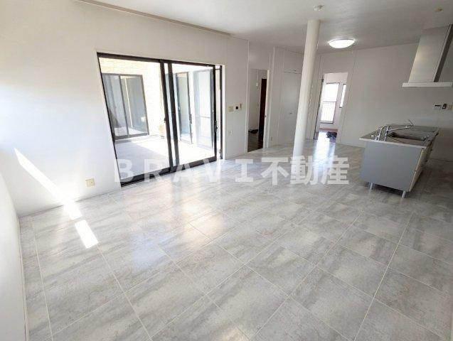 徳原マンションの居間・リビング