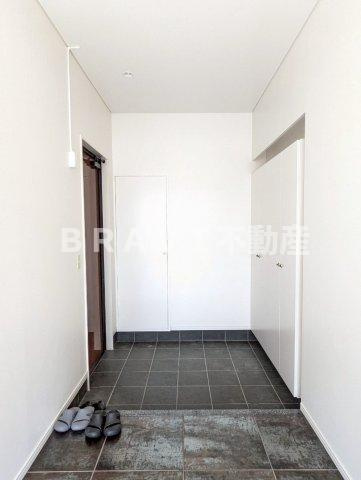 徳原マンションの玄関