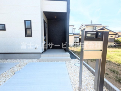 【エントランス】 | 浜松市中央区泉4丁目 新築一戸建て | エントランスです