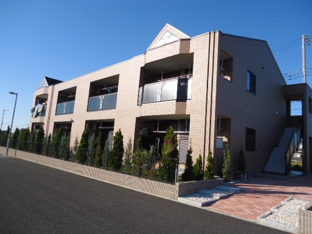 ゴールドクローバー（GOLD　CLOVER)