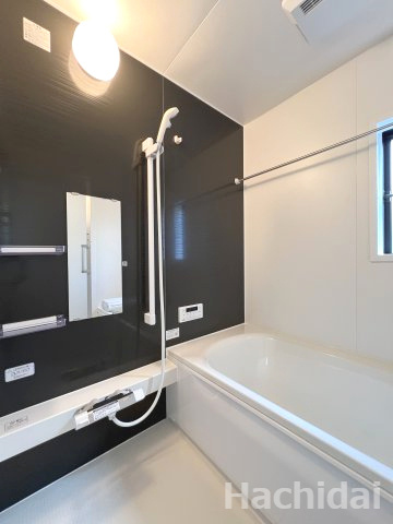 碧南市相生町第1（新築一戸建）の浴室