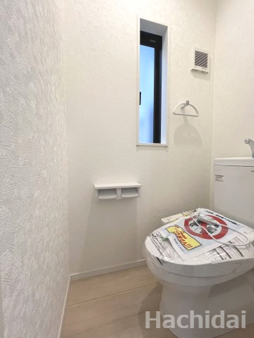 碧南市相生町第1（新築一戸建）のトイレ