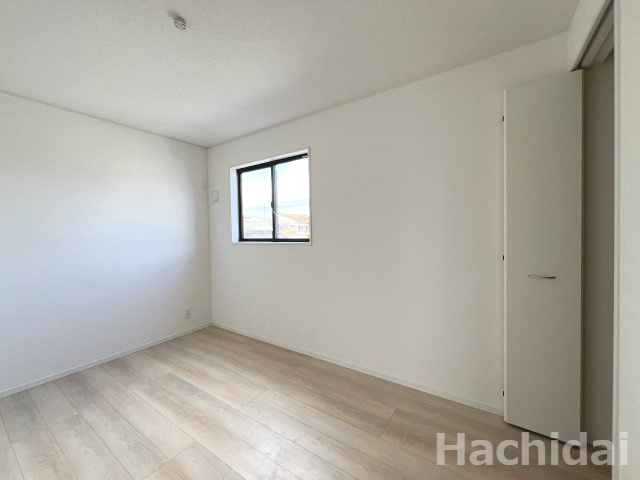 碧南市相生町第1（新築一戸建）の洋室|北側6.0帖洋室