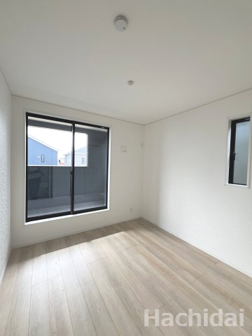 碧南市相生町第1（新築一戸建）の洋室|南側5帖洋室