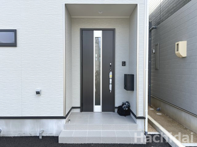 碧南市相生町第1（新築一戸建）のエントランス