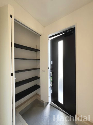 碧南市相生町第1（新築一戸建）の収納