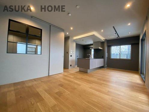 仲町台パークヒルズの居間・リビング|おしゃれなリビングです