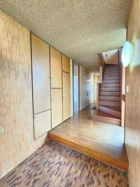 幾久富貸家の玄関