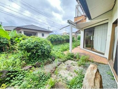 幾久富貸家の庭