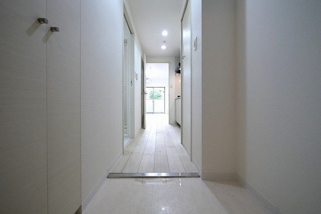 アーデン土佐堀の玄関