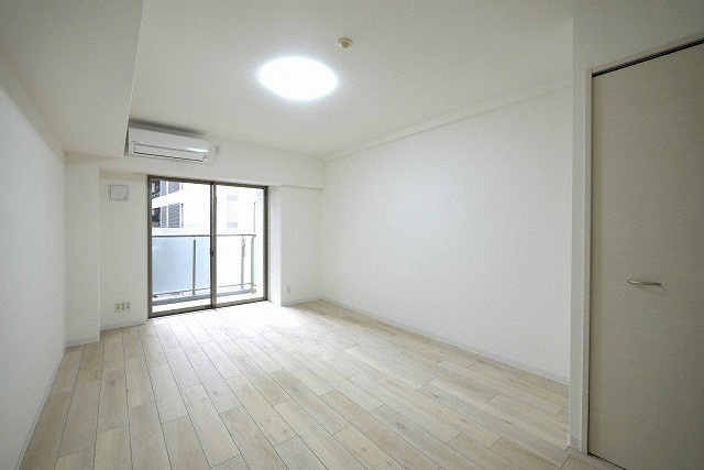 アーデン土佐堀の居間・リビング