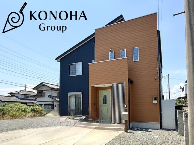 【中古戸建】伊勢崎市田部井町1丁目の外観|■外観｜親戚や友人を何度でも招きたくなってしまうようなお家です( ＾＾ )