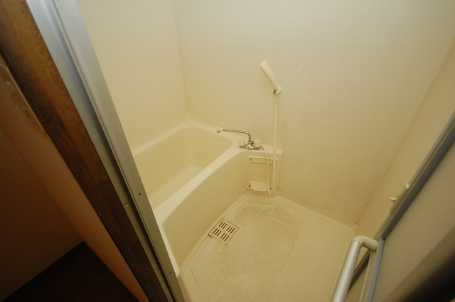 グランドヒル野中の浴室|内装イメージ：同マンション別室