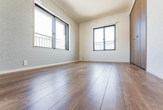 【洋室】 | 白岡市小久喜　中古戸建