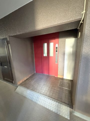 ネオコーポ堀切菖蒲園のその他共用部分|エレベーター