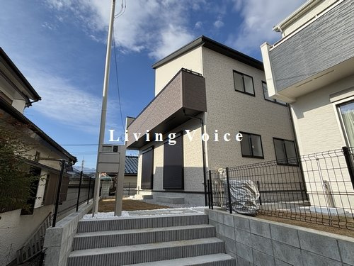 【外観】 | 【仲介手数料０円】厚木市鳶尾1丁目　新築一戸建て　2号棟　全2棟 | 外観パース　厚木市鳶尾1丁目　新築一戸建て　全2棟