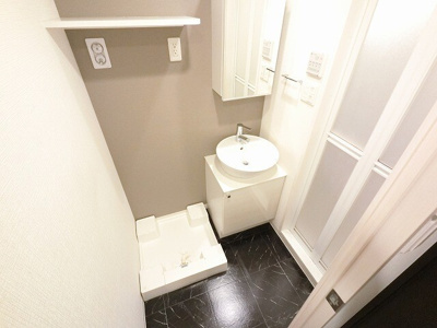 【設備】 | エスリード大阪シティグランツ | 洗濯機置き場です