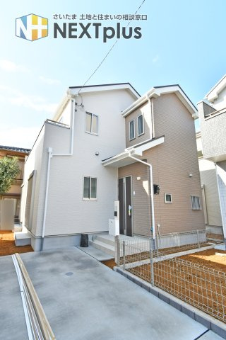 桶川上日出谷1269番全3棟　B号棟の外観|JR高崎線『桶川駅』徒歩18分の立地。バス乗車8分、停歩2分ですので雨の日も安心。最寄り路線は都内まで乗り換え不要1時間程度で通勤通学もラクラク。スーパーも近隣に複数あるため、毎日のお買い物にも便利。