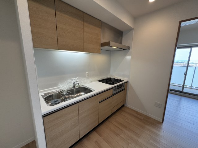 ジオ千里中央ライズコート　E棟のキッチン